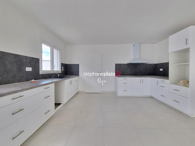 Maison - 105 m² - 4 pièces