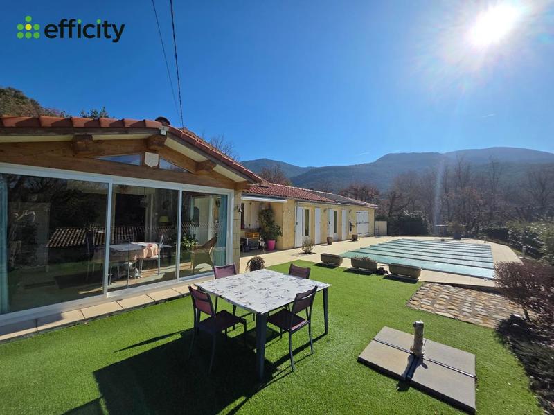 Villa - 118 m² - 6 pièces