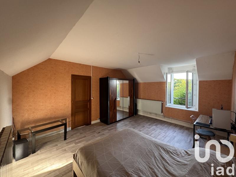 Maison - 207 m² - 7 pièces