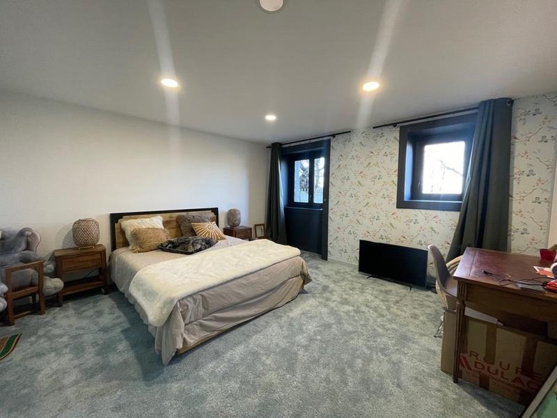 Château - 378 m² - 9 pièces