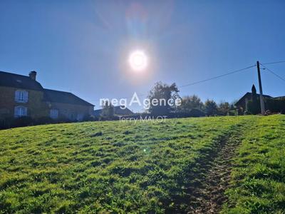 Terrain constructible - 4 620 m²