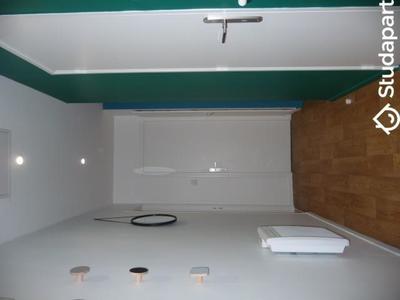 Chambre - 9 m² - 1 pièce