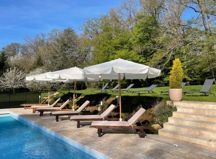 Manoir - 950 m² - 18 pièces