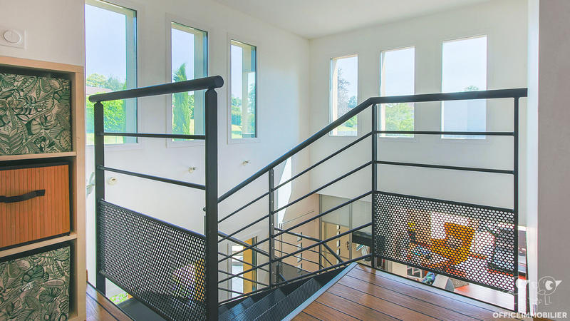 Maison - 160 m² - 5 pièces