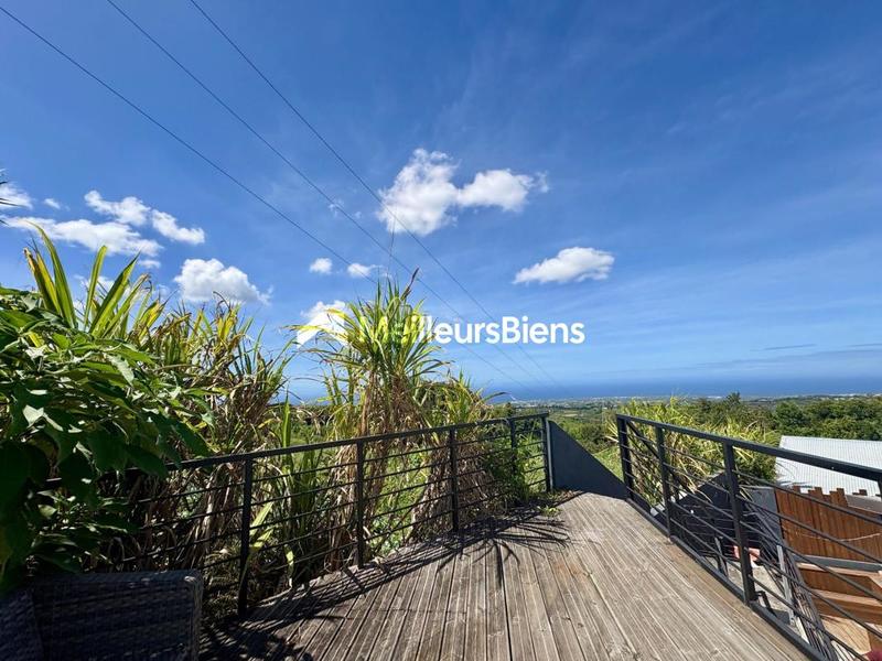 Maison - 110 m² - 4 pièces