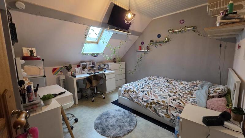 Maison - 87 m² - 5 pièces