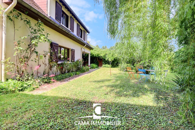 Maison - 170 m² - 7 pièces