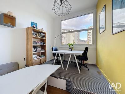 Bureau - 56 m²