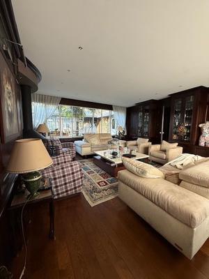 Demeure - 710 m² - 15 pièces