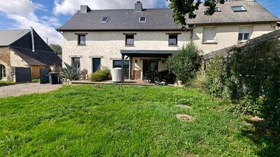 Maison - 135 m² - 6 pièces