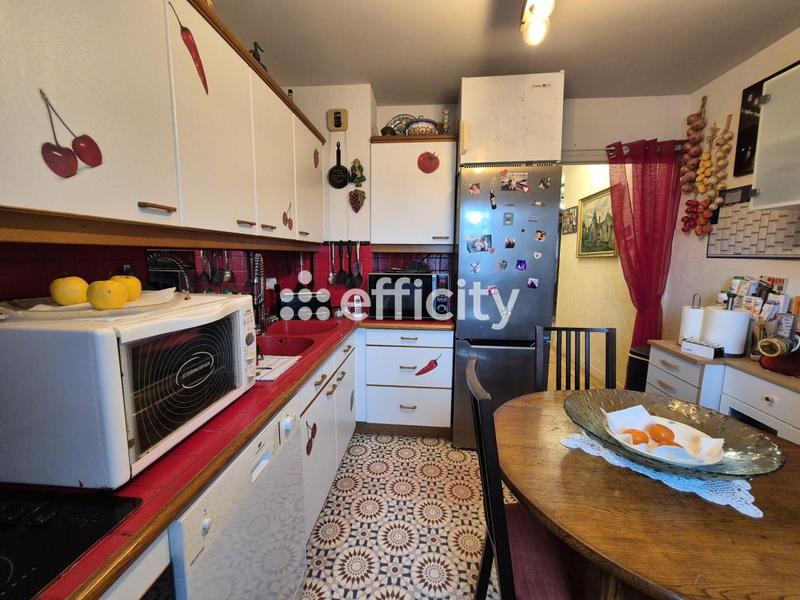 Appartement - 93 m² - 3 pièces