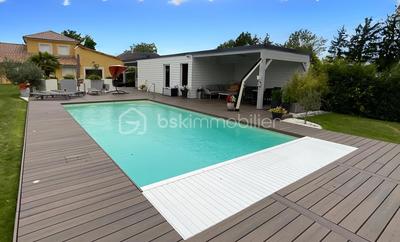 Maison - 150 m² - 6 pièces