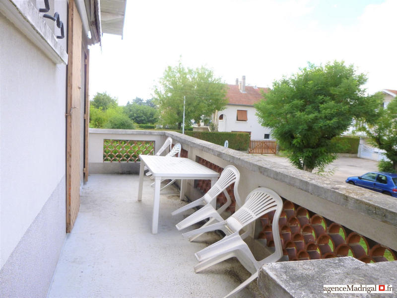 Maison - 110 m² - 6 pièces