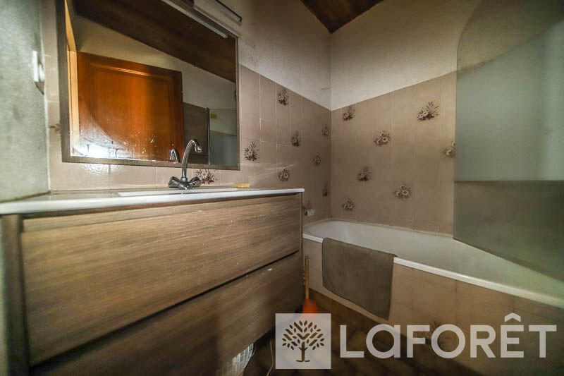 Appartement - 89 m² - 5 pièces