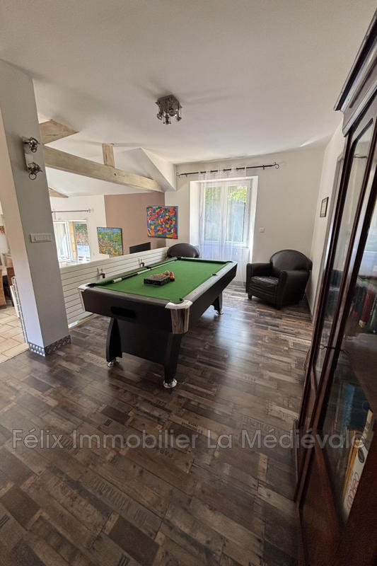 Maison - 158 m² - 6 pièces