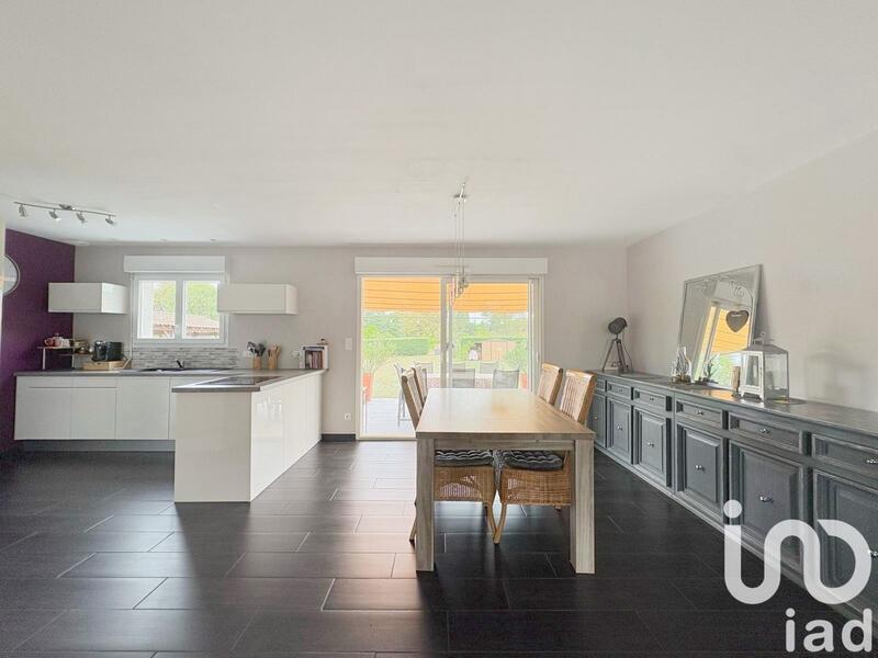 Maison - 113 m² - 5 pièces