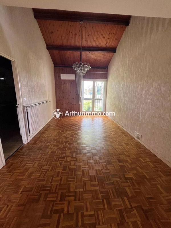 Maison - 115 m² - 6 pièces