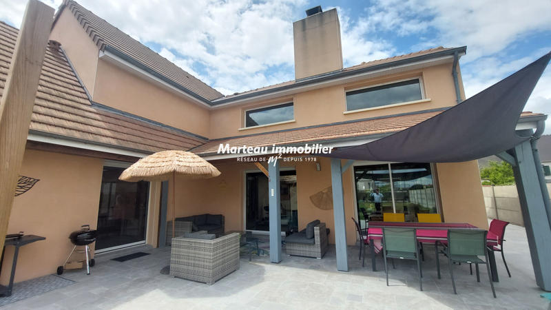 Maison - 196 m² - 6 pièces