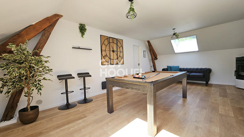 Maison - 163 m² - 8 pièces