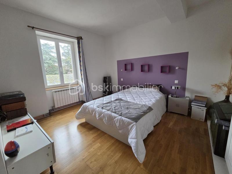 Maison - 98 m² - 5 pièces