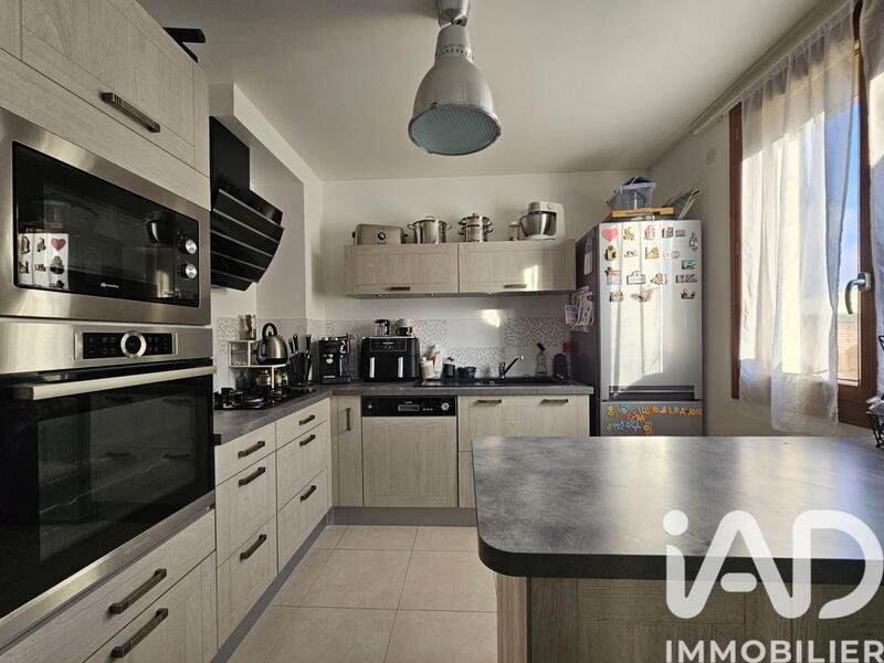 Maison - 142 m² - 6 pièces