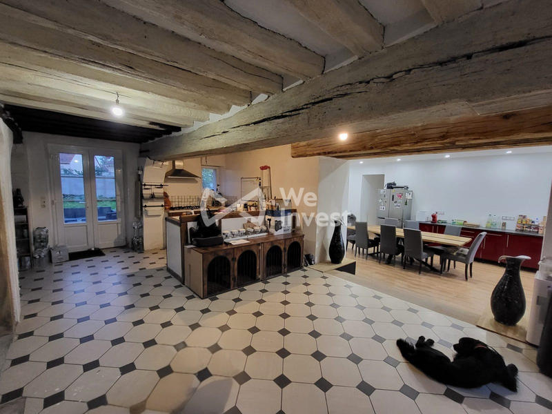 Maison ancienne - 308 m² - 14 pièces