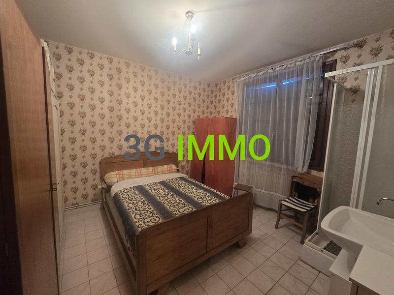 Maison - 126 m² - 8 pièces