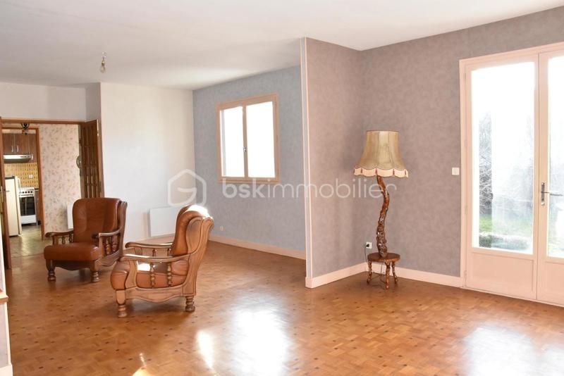 Maison - 199 m² - 9 pièces