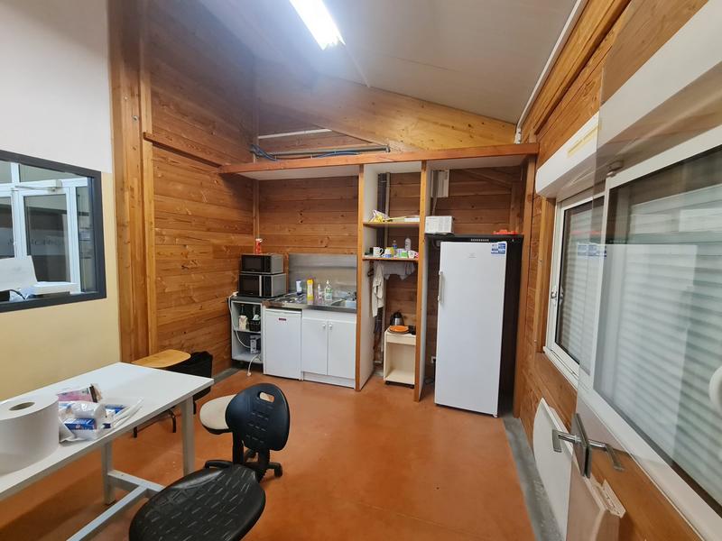 Local commercial - 250 m²