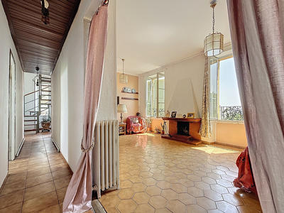 Appartement - 69 m² - 4 pièces