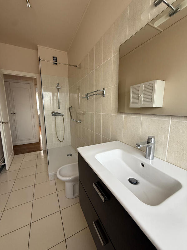 Appartement - 106 m² - 5 pièces