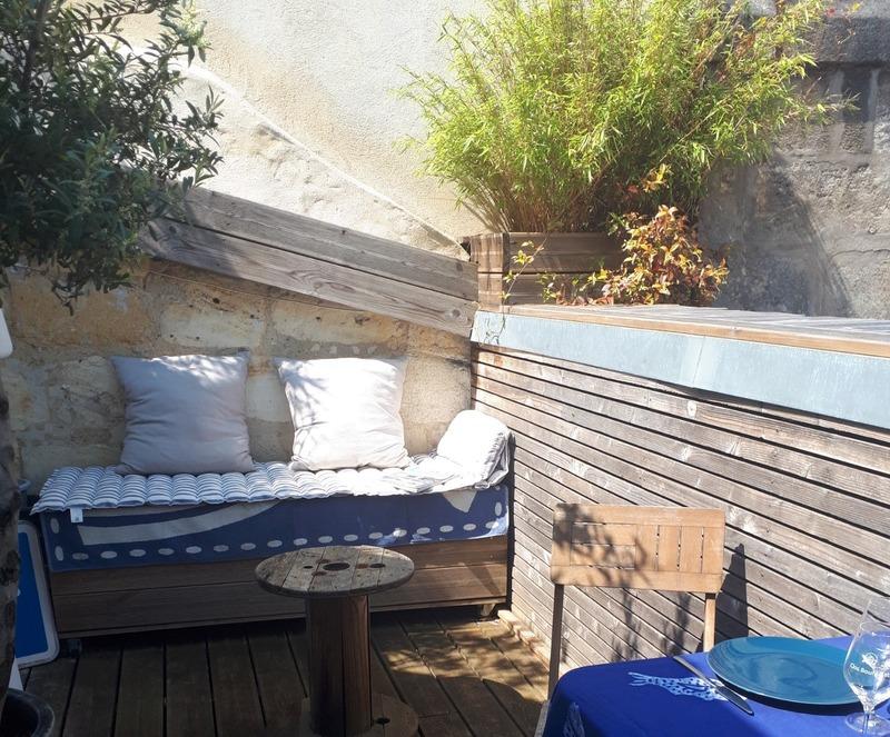 Appartement - 96 m² - 2 pièces