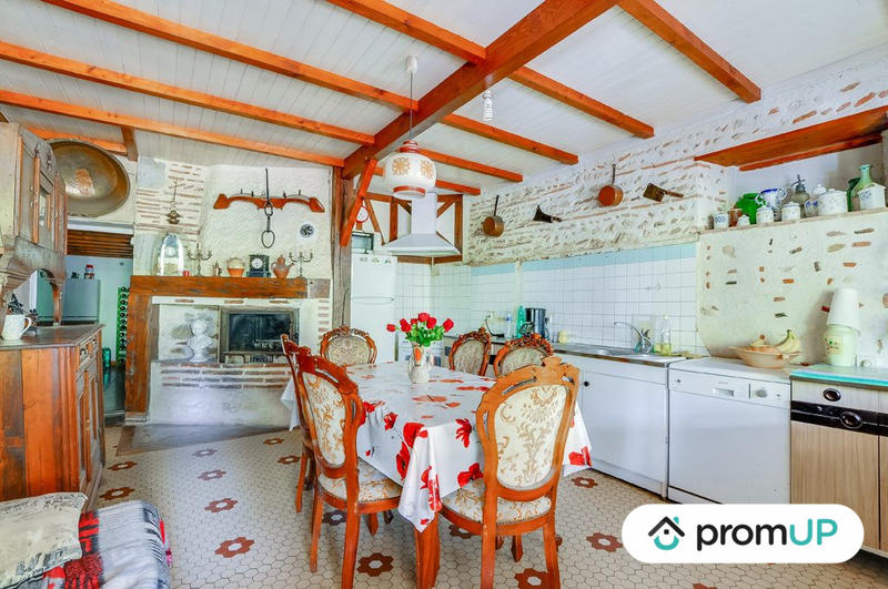 Maison - 200 m² - 9 pièces