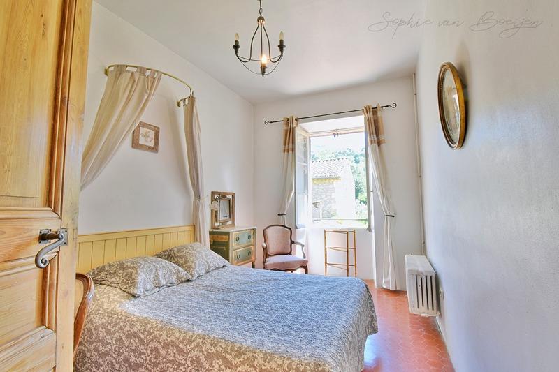 Maison - 349 m² - 10 pièces