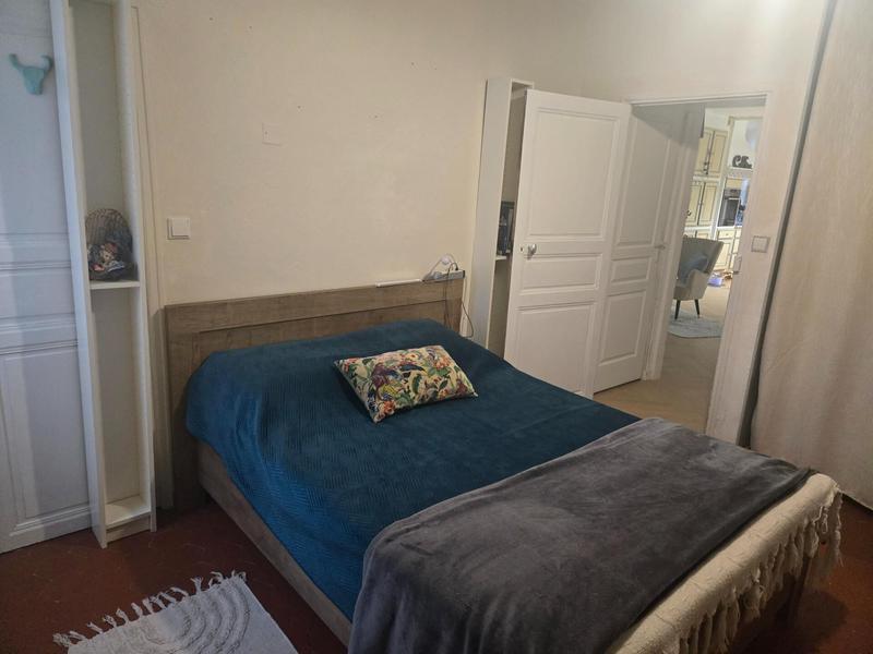 Appartement - 94 m² - 5 pièces