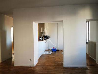 Appartement - 97 m² - 4 pièces