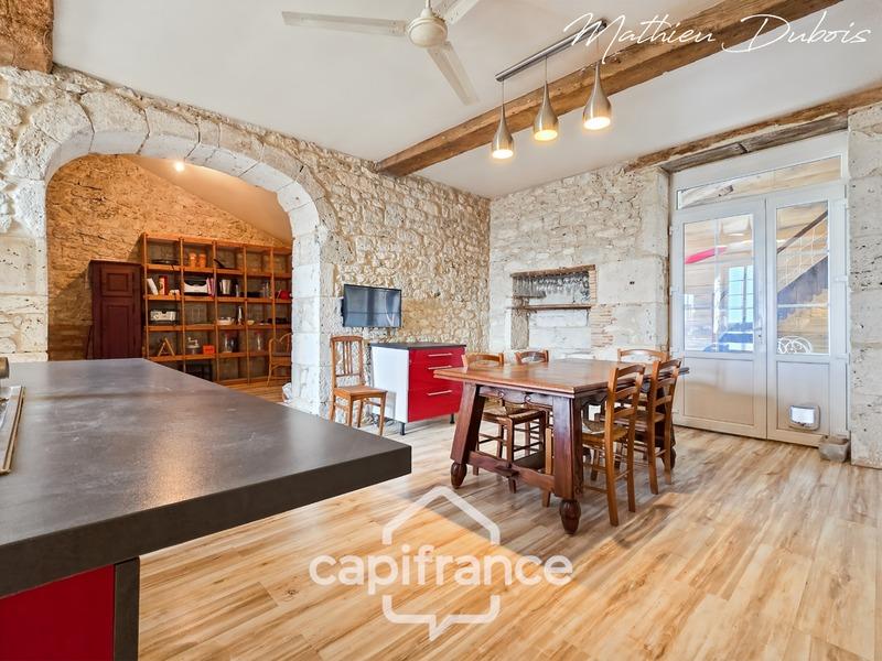 Propriété - 248 m² - 7 pièces