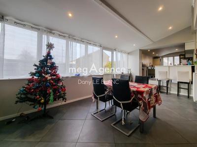 Maison ancienne - 147 m² - 9 pièces