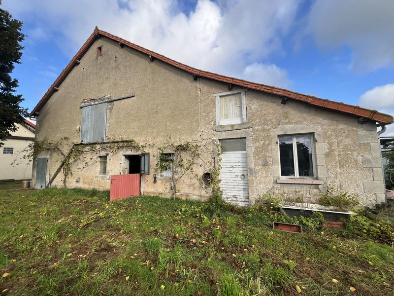 Maison - 165 m² - 9 pièces