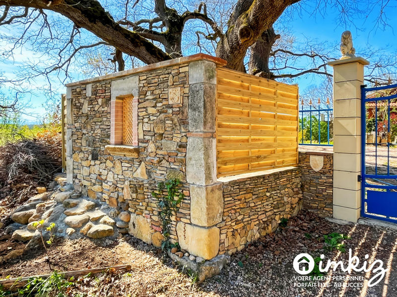 Maison - 285 m² - 7 pièces