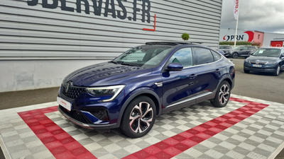 Renault Arkana E-Tech 145 - 23 Techno