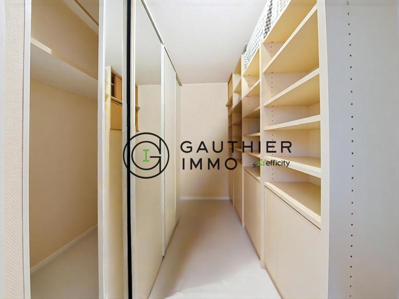 Appartement - 100 m² - 3 pièces