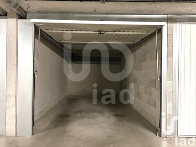 Parking - 13 m²