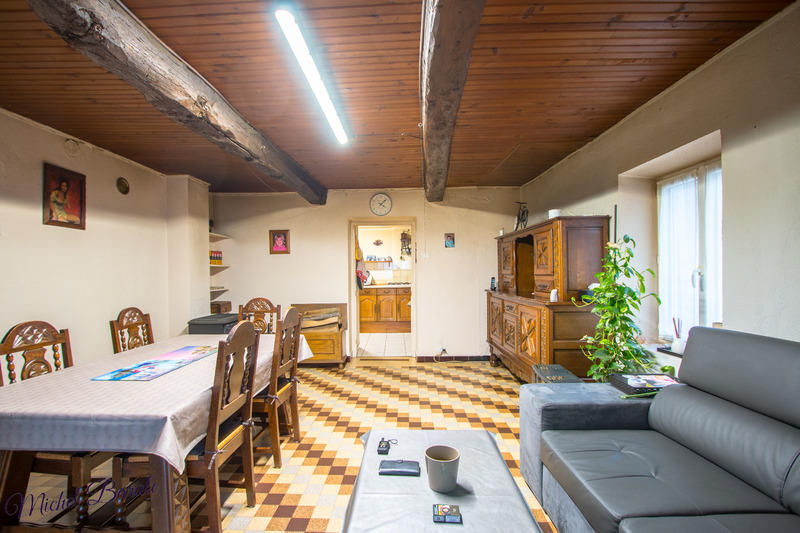 Appartement - 108 m² - 6 pièces