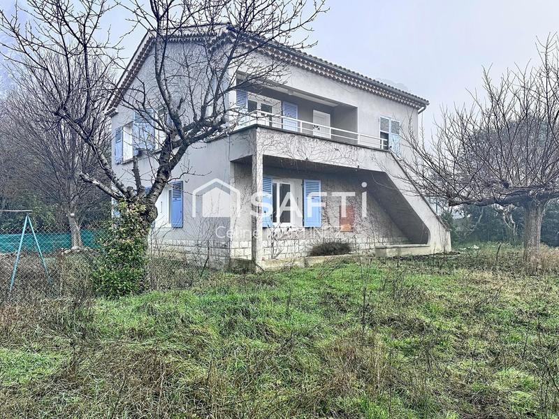 Maison - 120 m² - 7 pièces