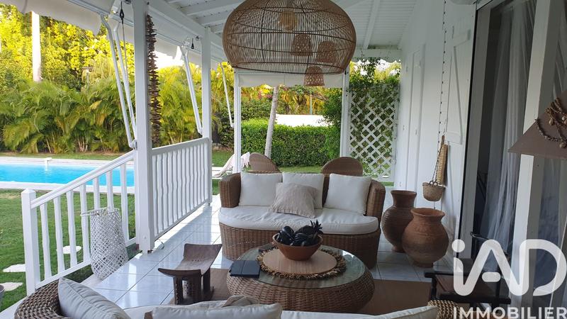 Maison - 170 m² - 5 pièces