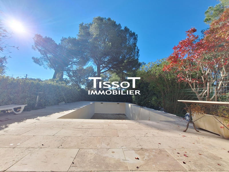 Maison ancienne - 185 m² - 5 pièces