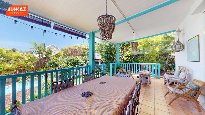 Maison - 176 m² - 6 pièces