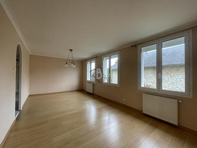 Maison - 73 m² - 3 pièces