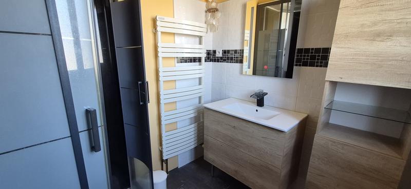 Maison traditionnelle - 108 m² - 6 pièces